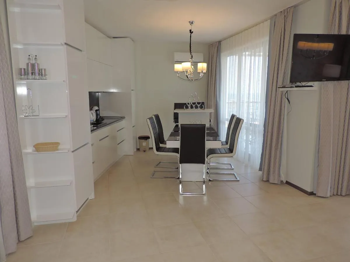 Green Paradise Deluxe Apartments Primorsko