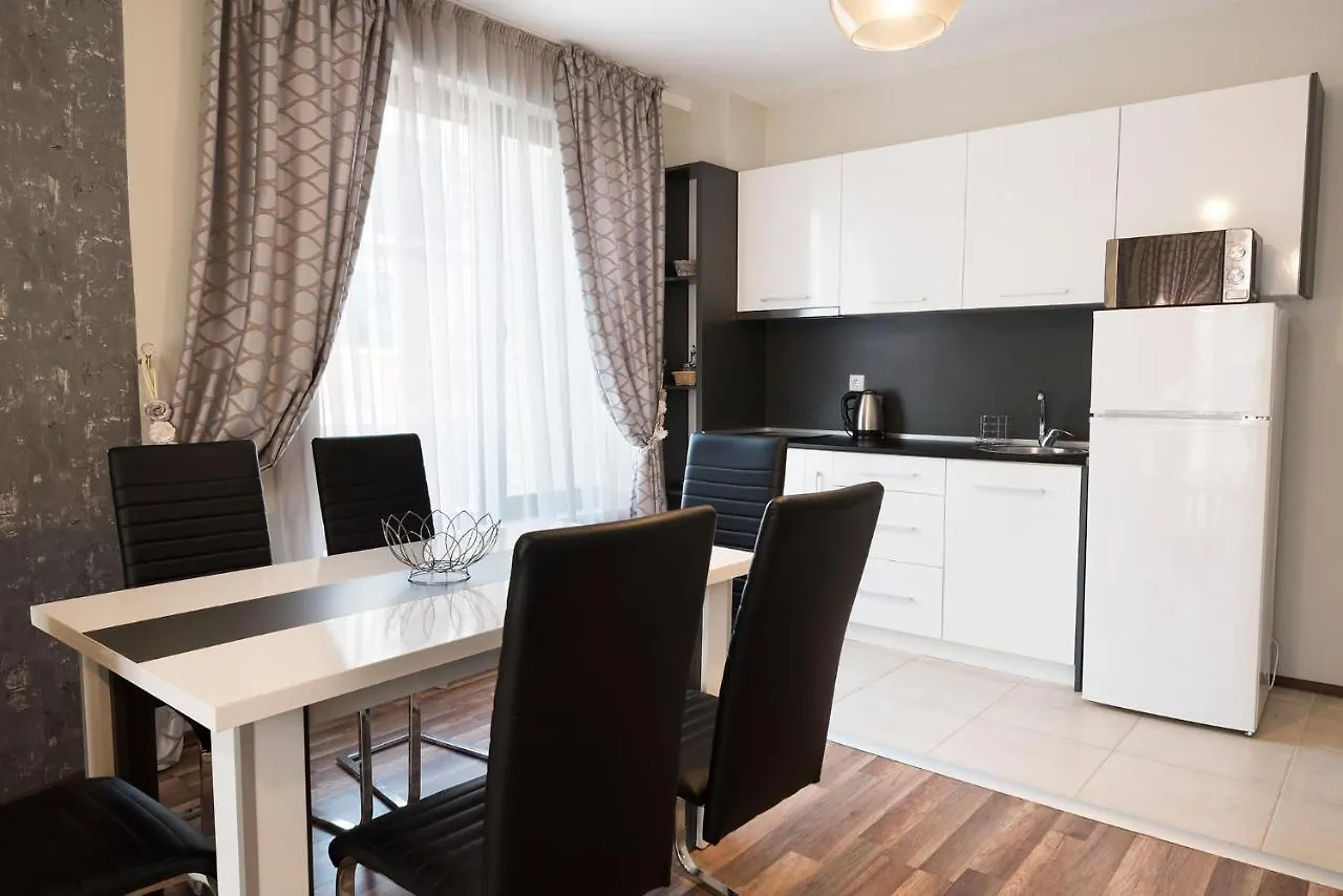 Green Paradise Deluxe Apartments Primorsko 0*,