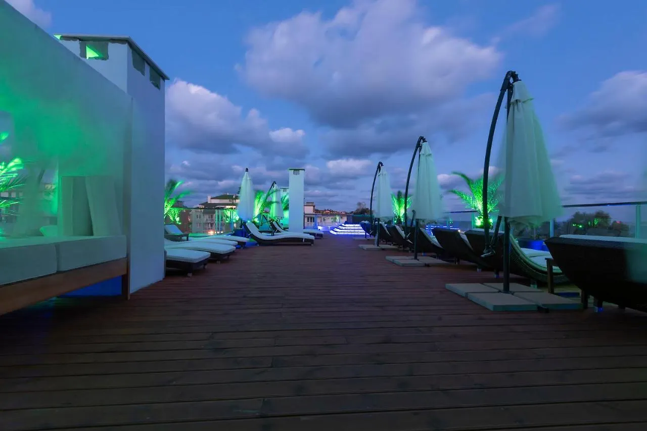 Green Paradise Deluxe Apartments Primorsko