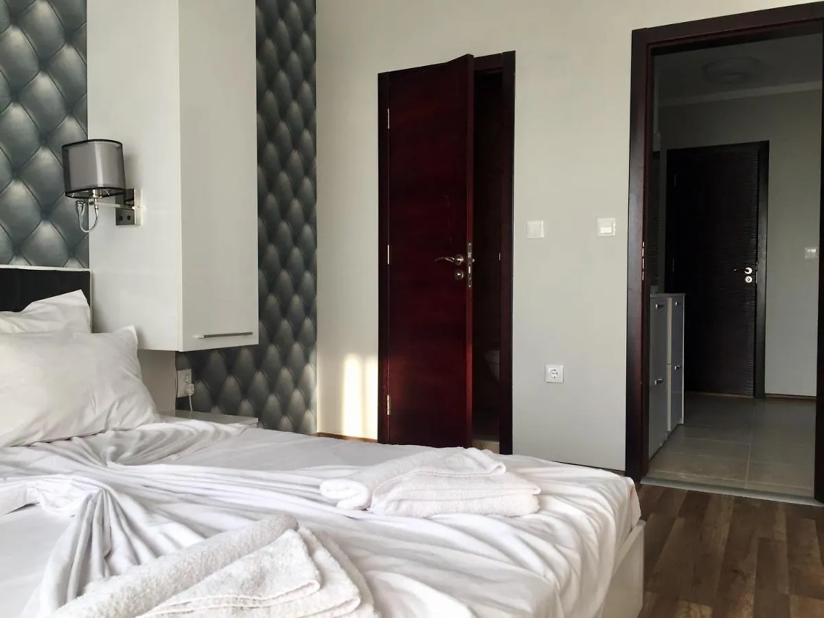 Green Paradise Deluxe Apartments Primorsko